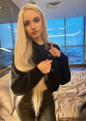 Проститутка Моника